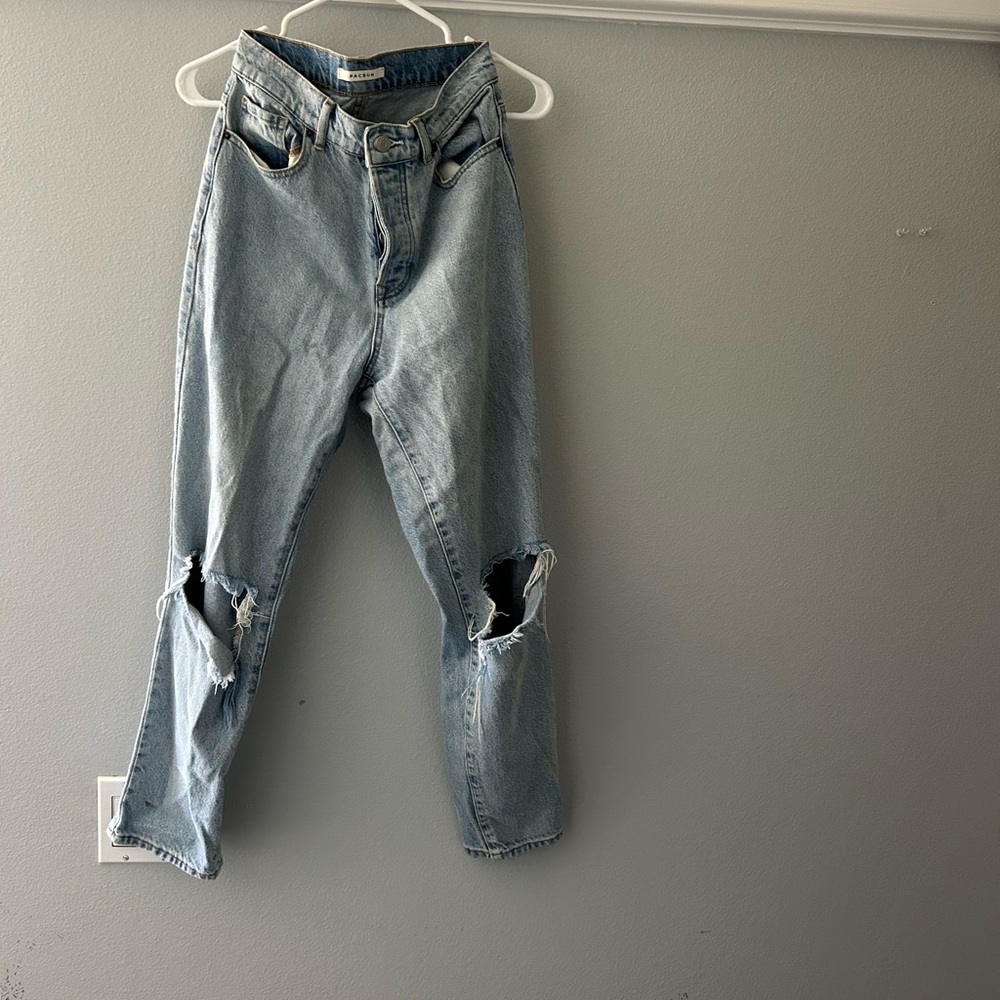 Ripped PacSun High Rise Straight Jeans. Size 25